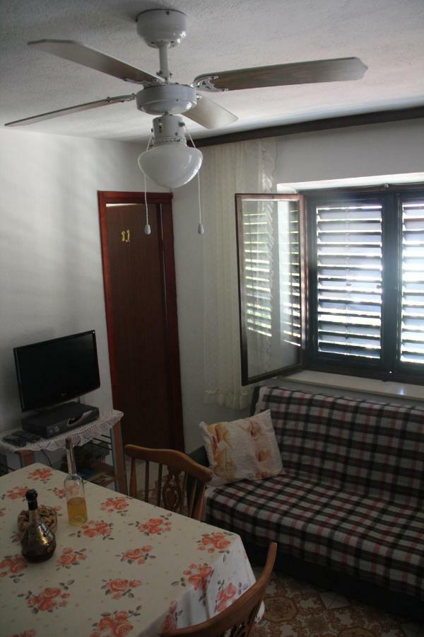 Apartamento App Dujmovic Supetar Exterior foto